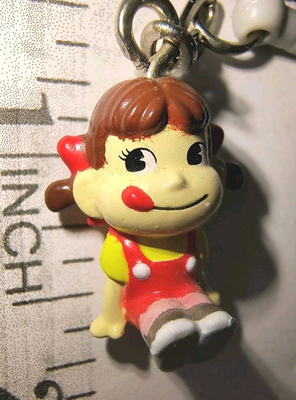 Peko-chan Japan Fujiya sitting & Tongue Out Dongle Dangle📱Cellphone Charm RARE 