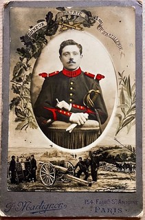 PHOTOGRAPHIE COLORISEE ASPIRANT DU 12 REGIMENT D'ARTILLERIE 1914