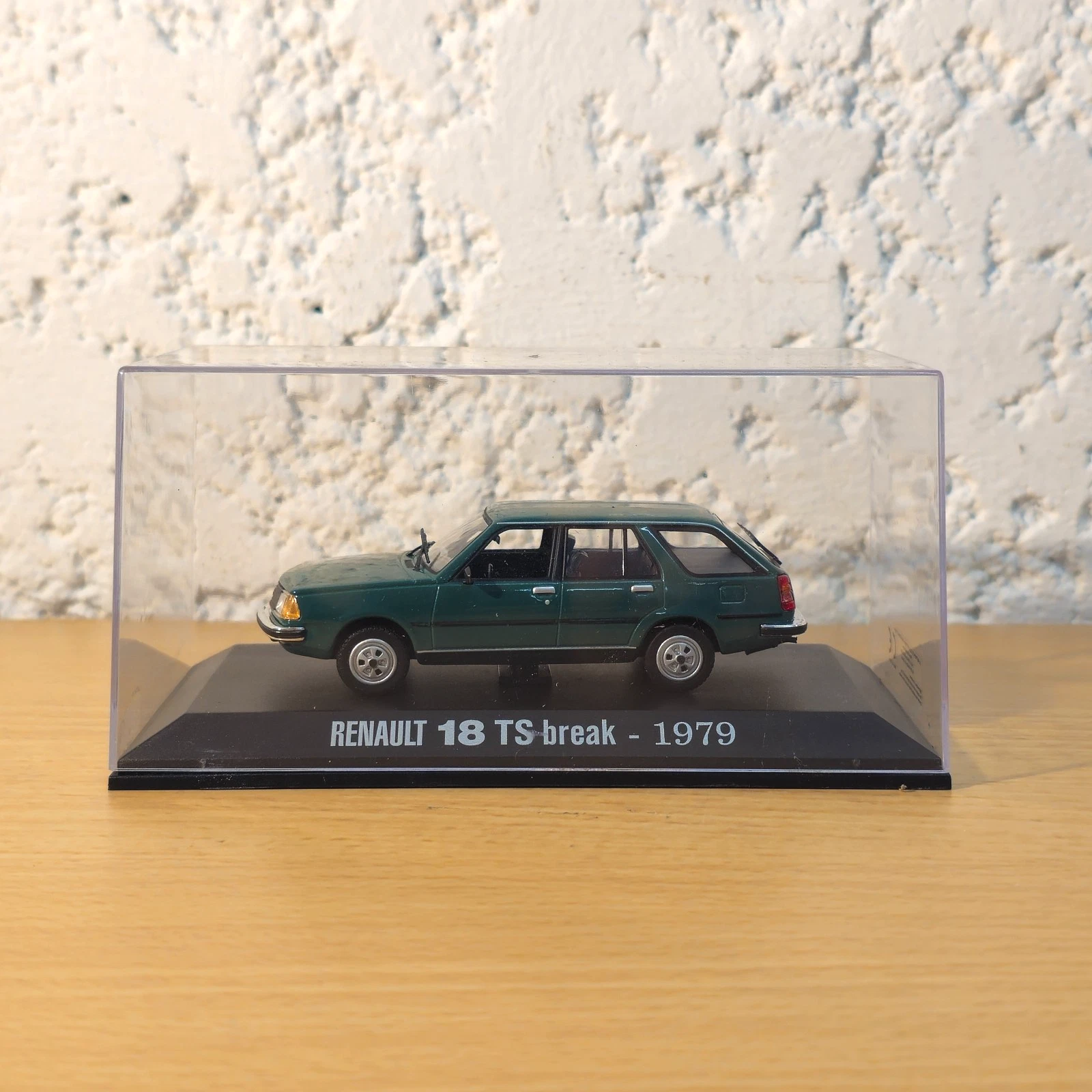 Renault 18 TS Break 1979 Métropole Collection M6 Interactions 1/43