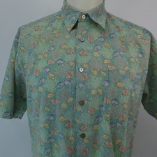 TORI RICHARD Hawaiian Mens M shirt made in USA Fish Print Short Sleeve Geometric