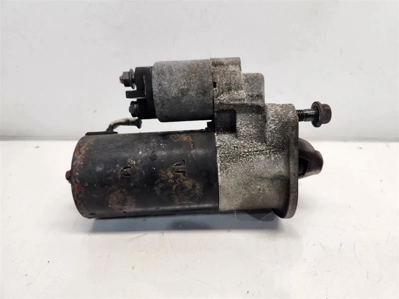 Motor de arranque Volvo XC70 1999-06 (Wagon / 2,5 L / AT) Foto 4 de 4