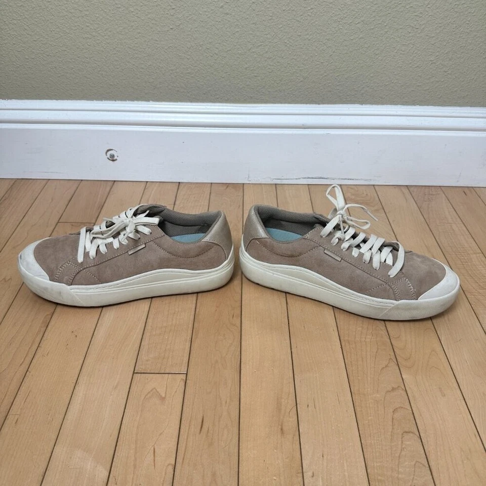 Zapatilla deportiva Dr. Scholl’s Time Off para mujer | Zapato de tenis de gamuza talla 8,5 Foto 4 de 4