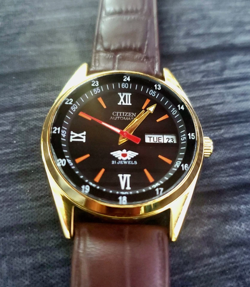 Reloj Citizen Vintage Automático 12-24hr Esfera Romana 82004R Foto 2 de 4