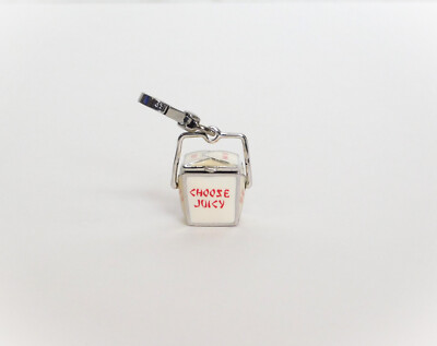 JUICY COUTUREスノードームチャーム　ケース付きYJRU0172 JUICY COUTUREスノードームチャーム ケース付きYJRU0172 - メルカリ