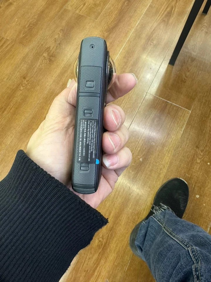 Cámara de acción Insta360 ONE X2 360 grados estabilización 5,7K impermeable Foto 4 de 4