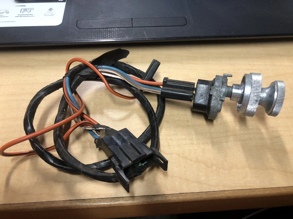 Buick Skylark 1967 interruptor de alimentación superior convertible camioneta deportiva ventana 67 Foto 3 de 3