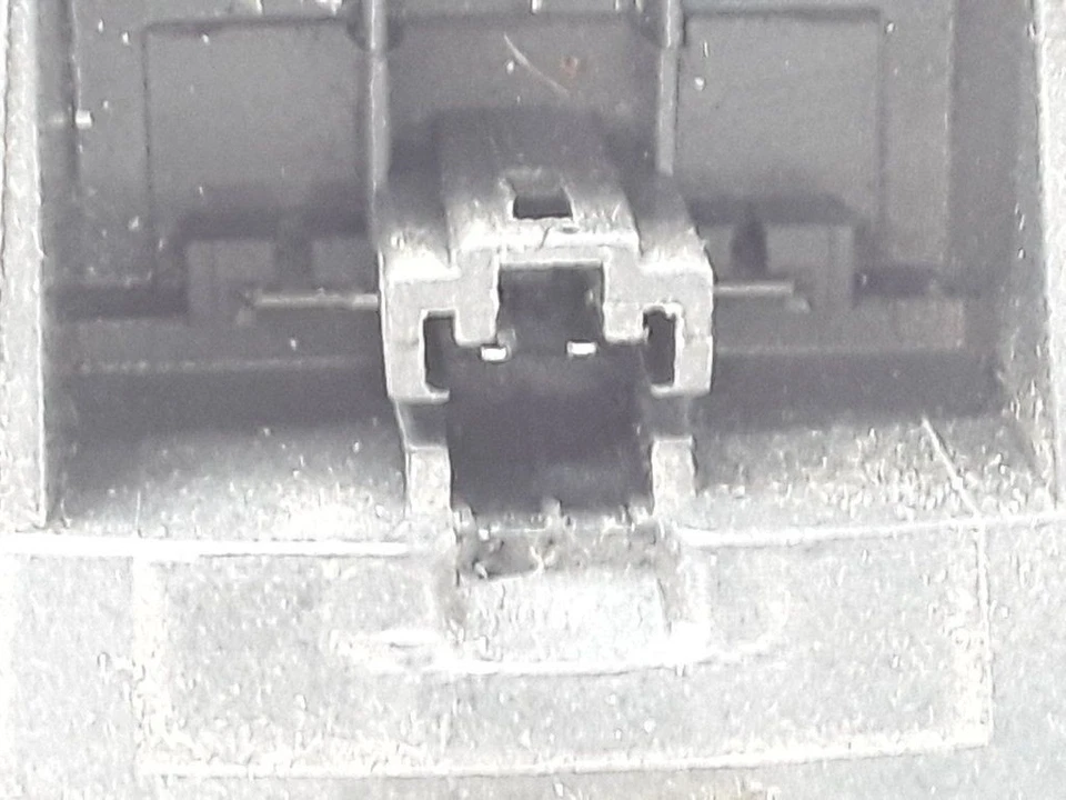 Fiat Bravo 1.6 Multijet 77kw 16V 2008 Diesel Front left door speaker 46750590  - Image 4 of 4