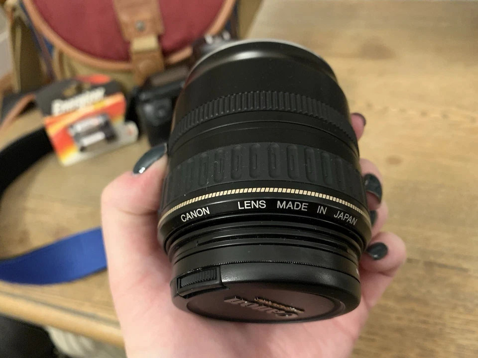 Canon Ultrasonic Zoom Lens EF 28-105mm 1:3.5-4.5 With Canon EOS A2 Body FILM - Image 4 of 4