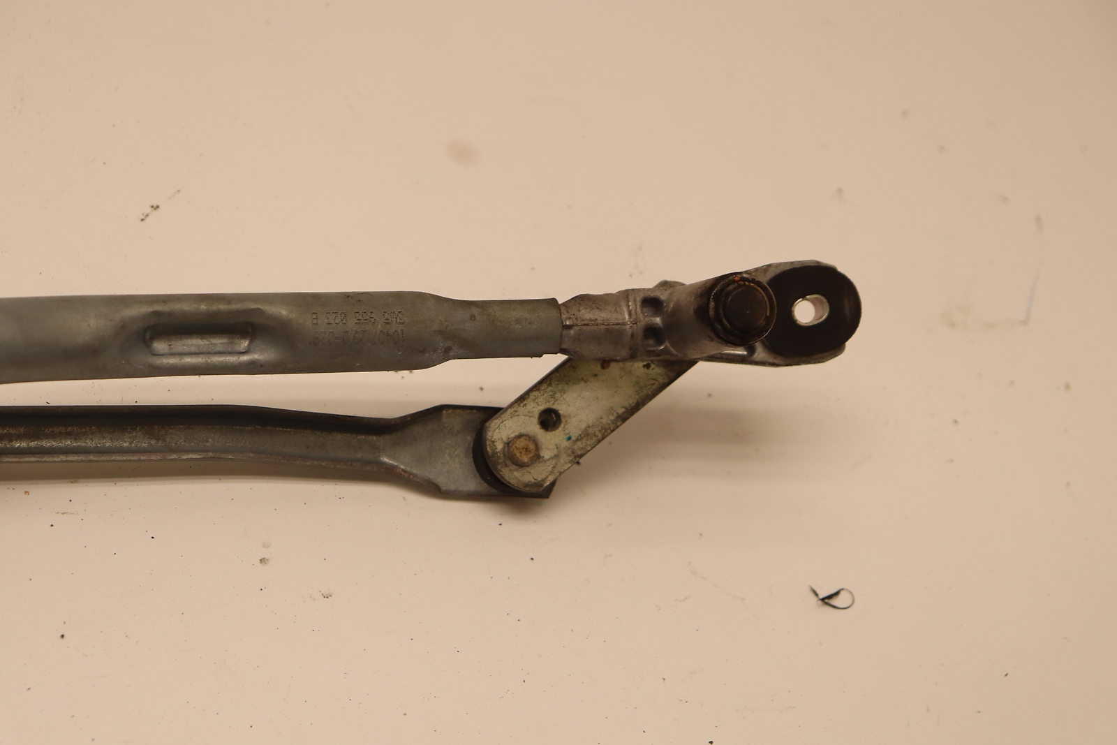 2006-2012 BENTLEY CONTINENTAL WINDSHIELD TRANSMISSION LINKAGE W/ MOTOR OEM
