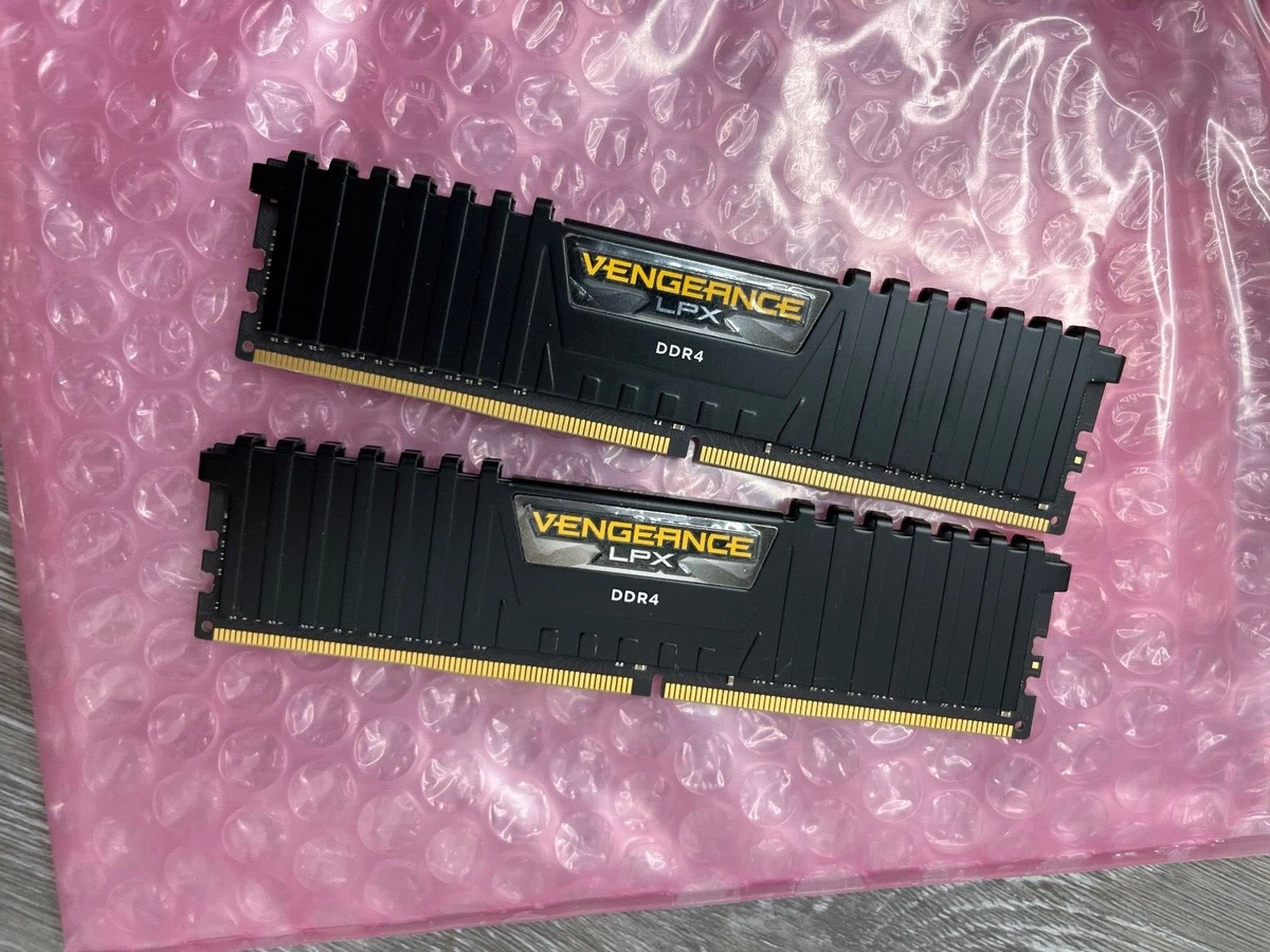 32GB Corsair VENGEANCE LPX 16GB x2 DDR4 3200MHz Memory