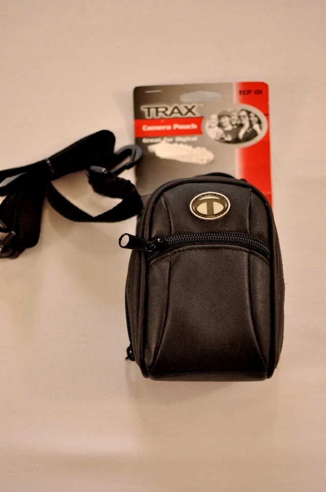 Trax camera pouch black zippers pockets belt loop quick release strap water resi - Image 3 of 4