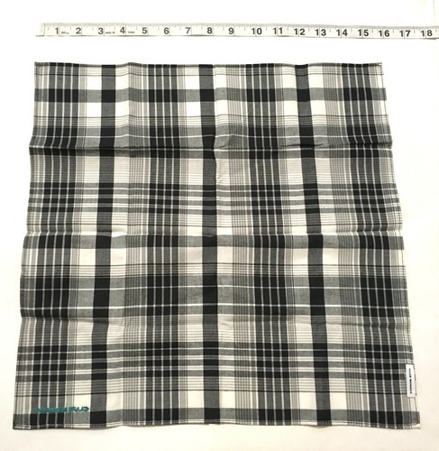 NEW Club Monaco Pocket Square Plaid Handkerchief Face Covering Bandana Checkered - Picture 6 of 6