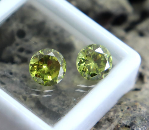 Certified Peridot Comes From Myanmar Green Peridot 6mm 2Piece(s) Mined Peridot - Picture 6 of 7