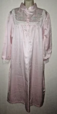 GO SOFTLY~MEDIUM~8423452~Heavenly Pink Floral Embroidery L/S Long Nightgown