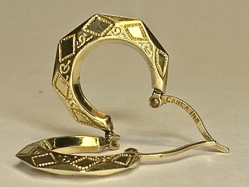 Pendientes de aro de 15 mm de oro amarillo de 14K firmados por diseñador CARLA de lujo - Imagen 2 de 16