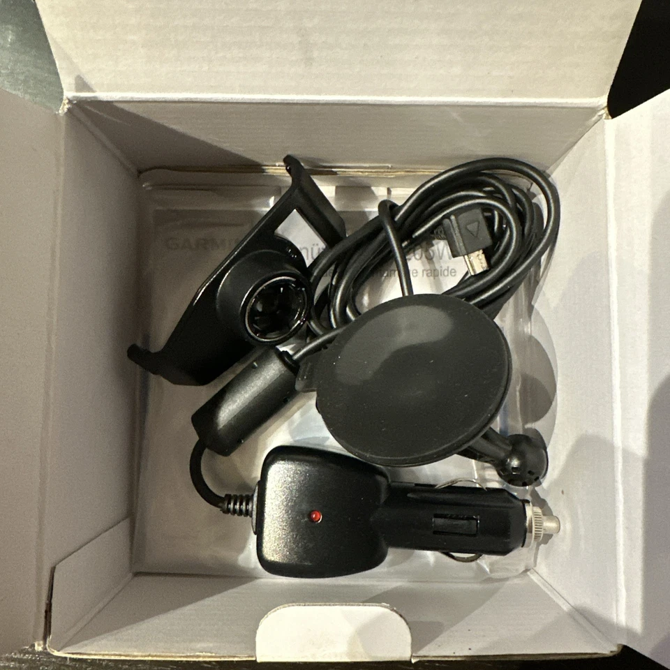 BNIB Garmin Nüvi 255W GPS Navigator Bundle (Case, Mounts, Car Adapter, Charger) - Image 4 of 4