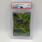 POKÉMON 2023 MEW EN BULBASUR PSA 8