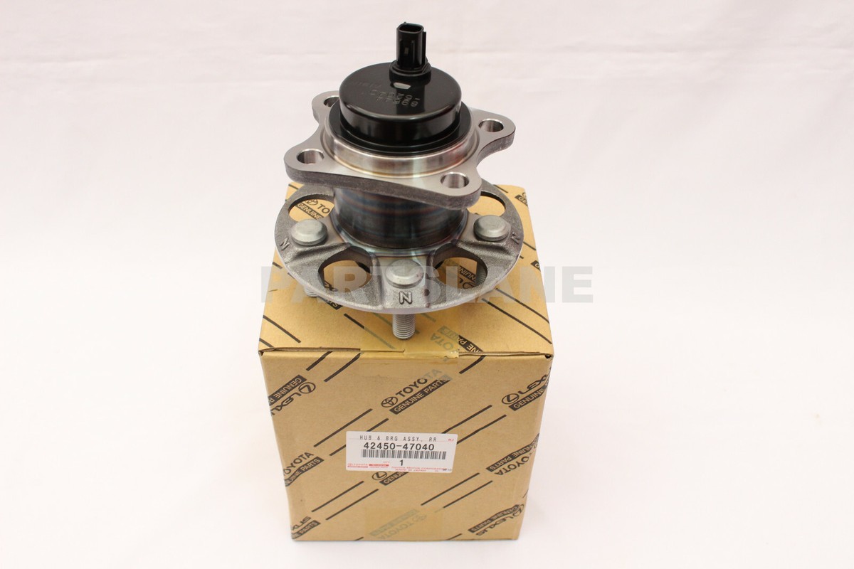 Toyota Prius ZVW30 OEM Genuine Rear Axle Hub & Bearing RH/LH 42450