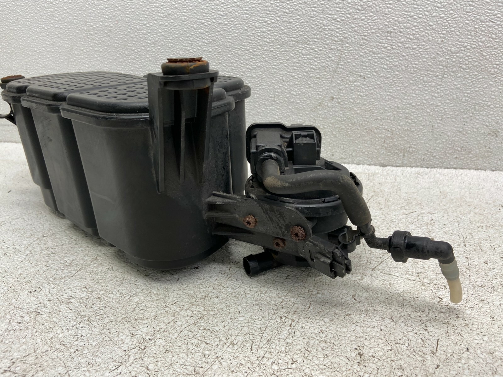 0912 AUDI Q5 QUATTRO FUEL VAPOR CHARCOAL CANISTER EVAPORATOR CANISTER