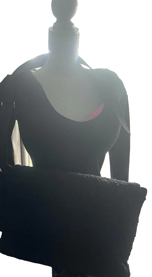 Vera Bradley Quilted Black Shoulder Bag Jet Black Laptop Holder Handles - Image 2 of 4