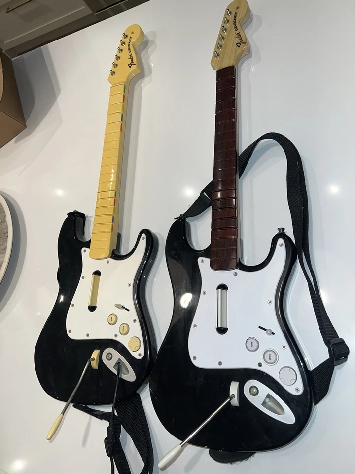 2 Xbox 360 Rock Band 1+2 Complete Drum Sets Guitars Mic 3 Games Wireless + Wired - Image 4 of 4