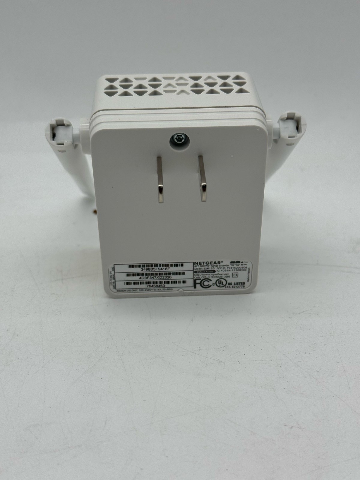 NETGEAR EX6120 AC1200 WiFi Range Extender Dual Band 1.2Gbps Wall Plug White