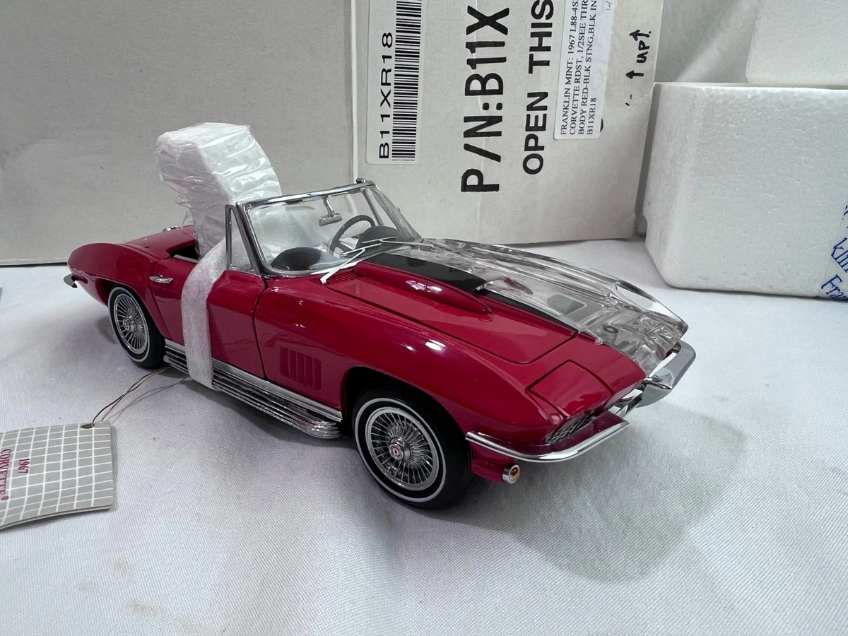 CORVETTE: A Franklin Mint 1:24 Scale 1958 Chevrolet Corvette  B11TG76 Convertible In Black