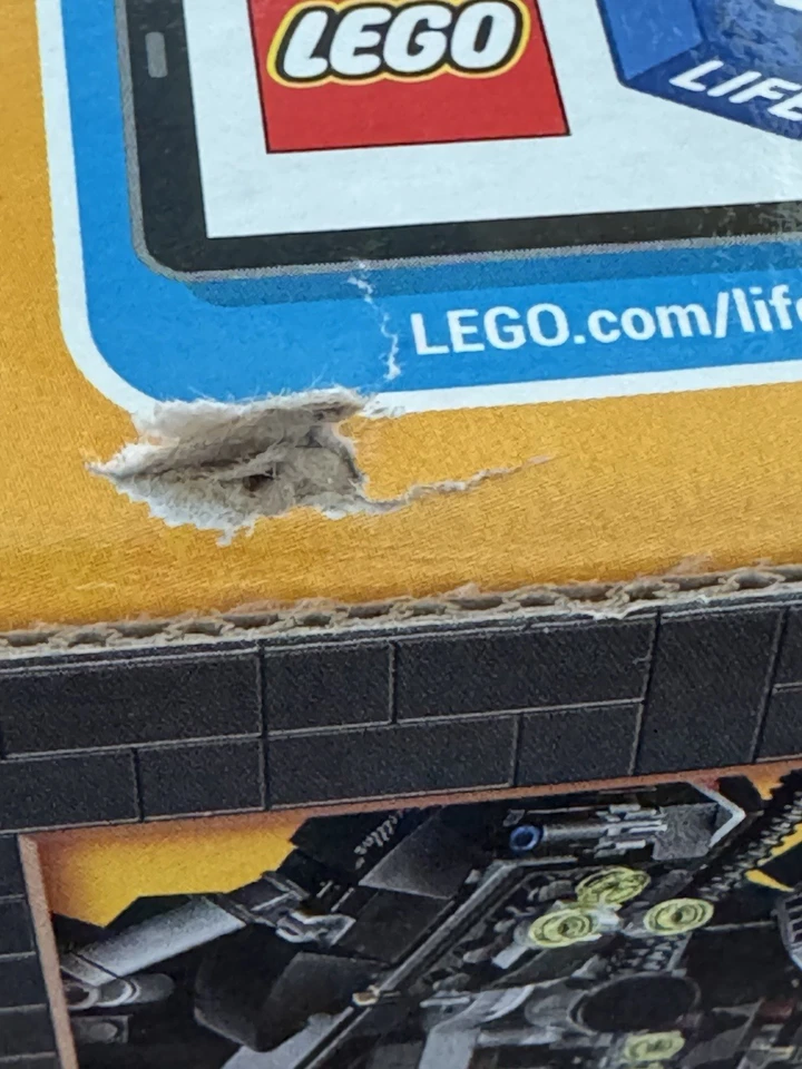 LEGO The LEGO Batman Movie: The Scuttler 70908 - Image 4 of 4