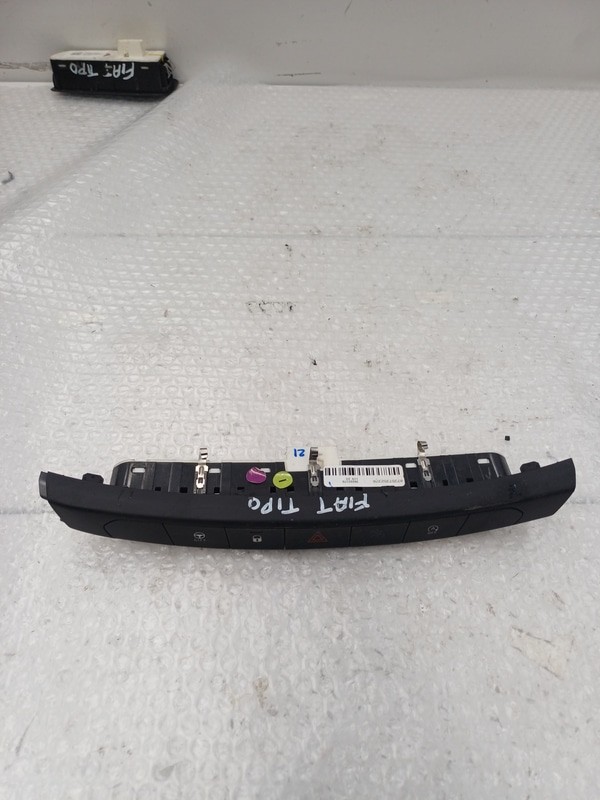 735735237 Blocco comandi multifunzioni FIAT TIPO (6L) 1.0 Cross (74Kw) Ber