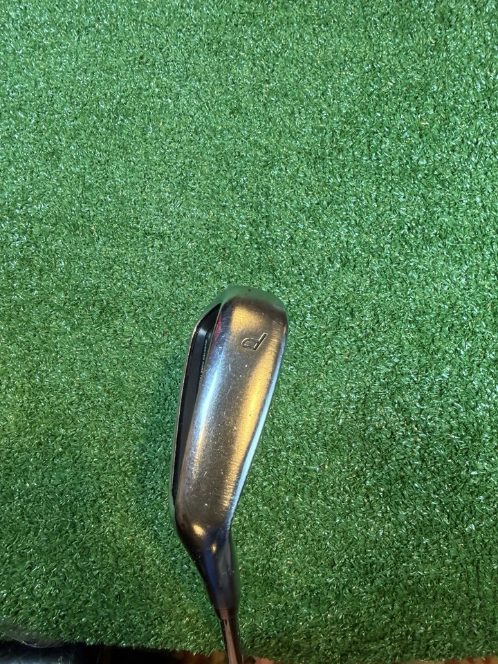 TaylorMade R9 P PW Pitching Wedge R Regular Flex RIGHT -Handed C-153724 - Image 2 of 4