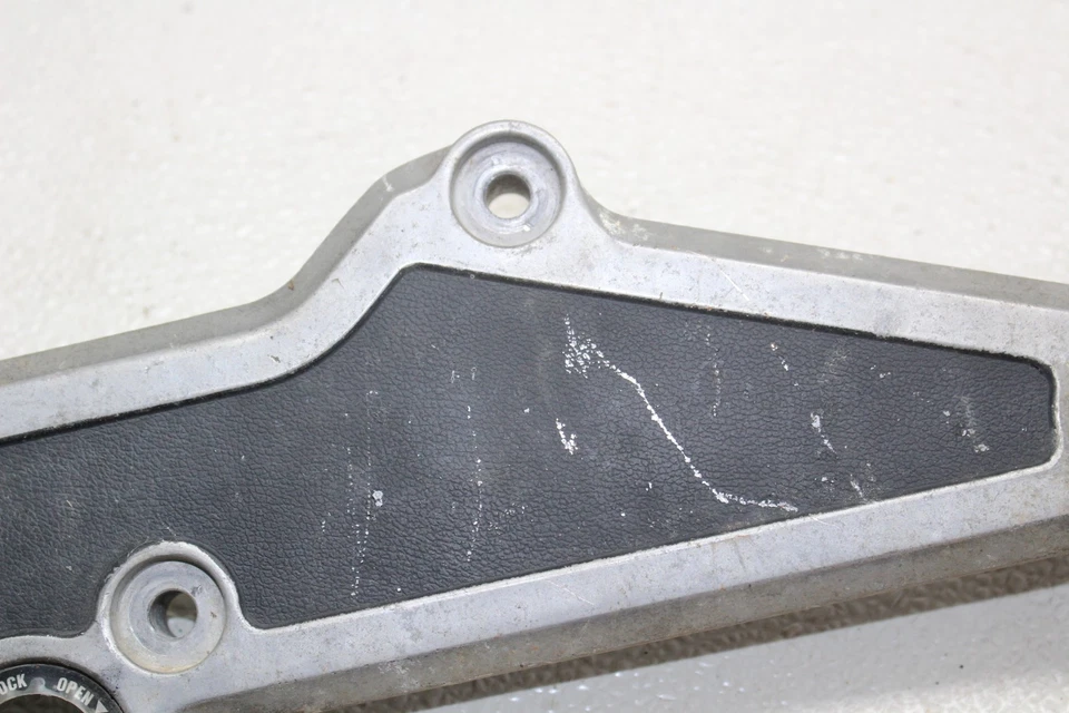 81-83 KAWASAKI KZ1100A EJE REPOSAPIÉS DELANTERO IZQUIERDO CLAVIJA PASO Foto 4 de 4