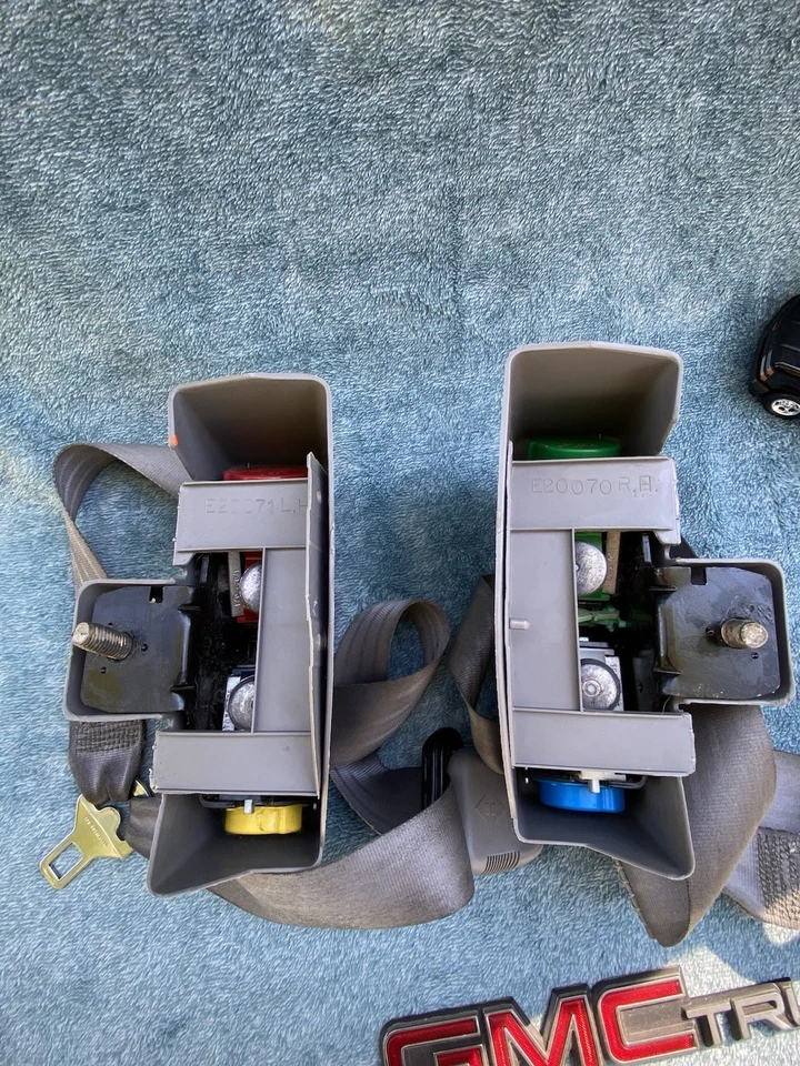 95-99 Chevy/gmc Obs Gris” Fabricante de equipos originales ✅ Cinturones de seguridad para camiones y SUV Foto 4 de 4