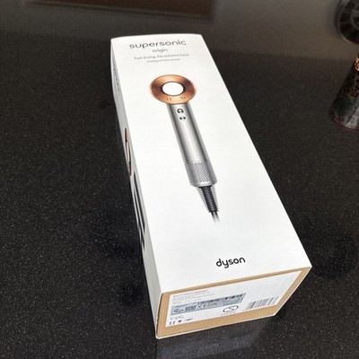 Dyson Supersonic Haartrockner **NUR KARTON**