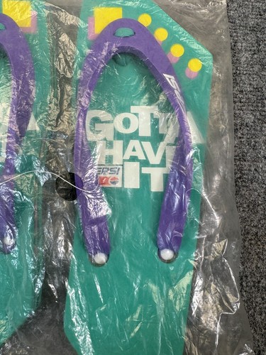 Vintage PepsI Gota have it Flip Flops Green Dots Measures out to about 9-10 - Picture 5 of 10
