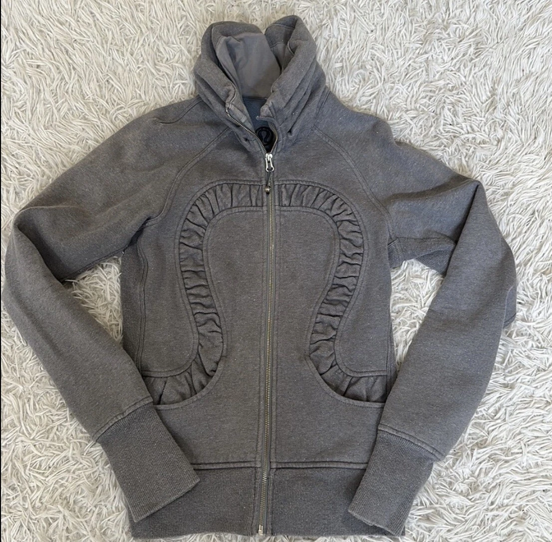 Lululemon cuddle up best sale jacket