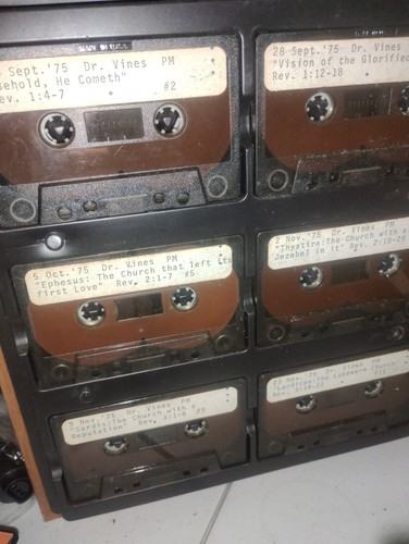 Dr. Vines Revelations Cassette lot - Rare - 第 2/3 張圖片