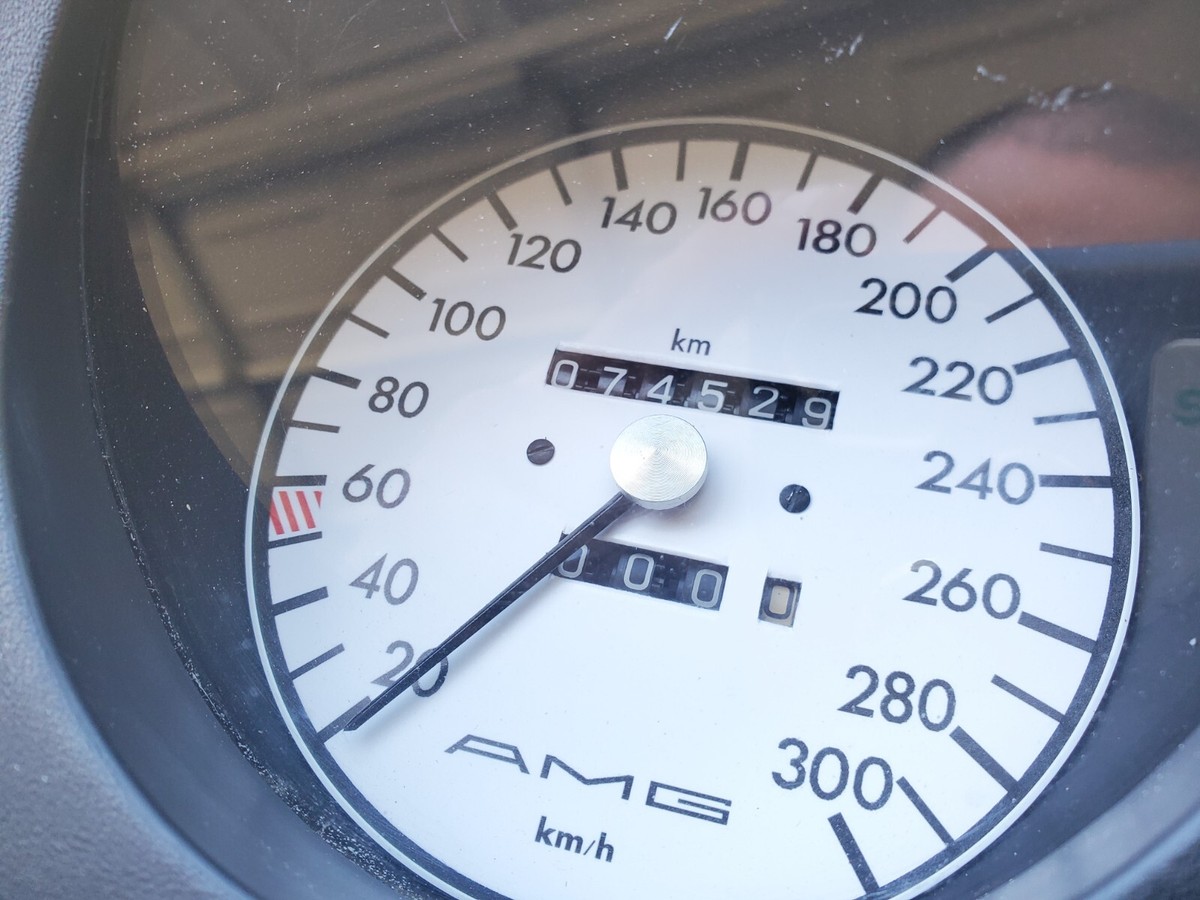 MB-107.AMG本物メーターコンプリート販売―フルスケール３００KM Mercedes R107 560SL 420SL 300km/h AMG speedometer cluster