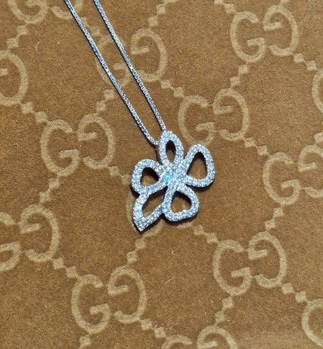 GUCCI Collana Flora -Fiore- con Diamanti in oro bianco 18 carati 750 - Foto 2 di 8