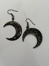 Crescent Moon Earrings With 3 Colored Stones