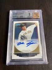 Blake Taylor 2013 BOWMAN CHROME AUTOGRAPH CARD BECKETT 9 MINT SILVER SUB T11-83