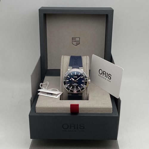 Oris Aquis Date 43.5mm 01 733 7730 4135 Steel Ceramic Blue Watch - Foto 2 di 5