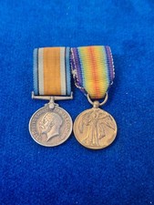 CONTEMPORARY MINIATURE WW1 BRITISH WAR AND VICTORY MEDAL PAIR