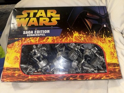 The Complete 2004 Star Wars Saga Edition Chess Set All Pieces Are In Box W/board