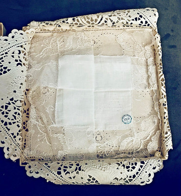 VTG NEW ''DESCO'' White Linen & Cotton Lace Handkerchief  in Gift Box