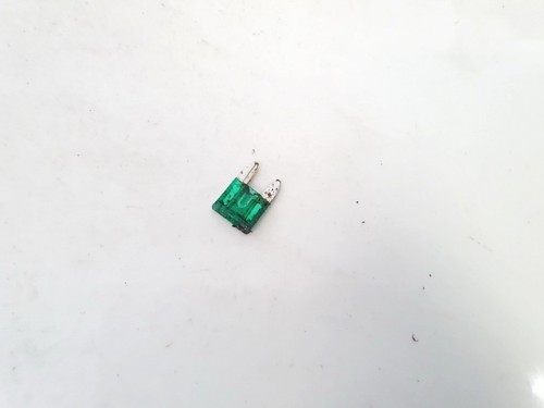 30 Sicherungen 30 Peugeot 1007 DE1559523-53