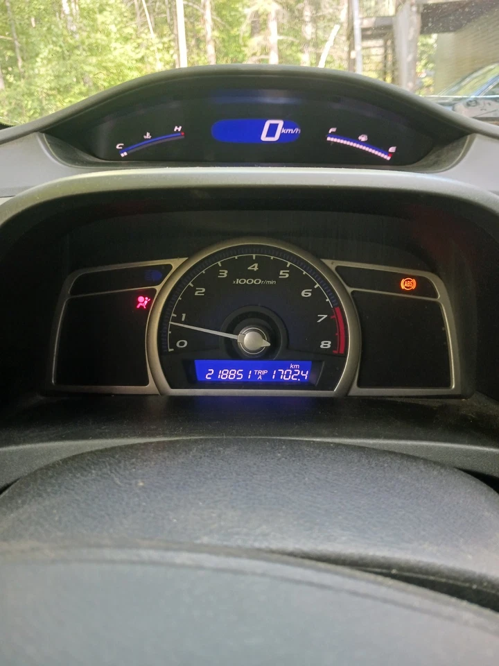 Honda: Civic - Image 4 of 4