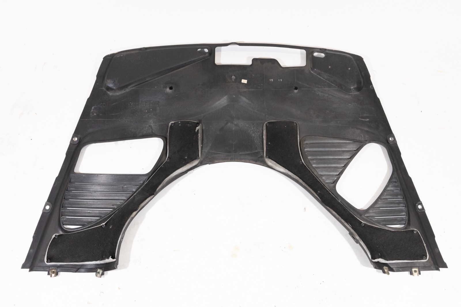 Used 2003-2007 Maserati M139 Quattroporte Central Engine Bay Cover