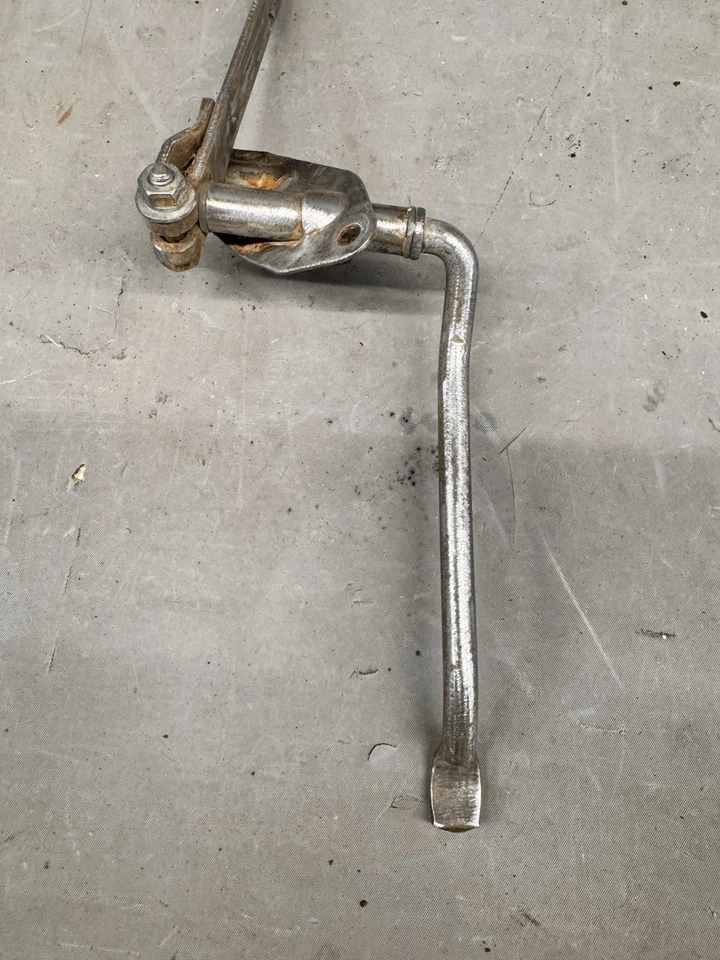 Chevy Impala 1963 1964 acelerador de carburador pedal de gasolina acoplamiento de carburador Belair 327 283 Foto 2 de 4