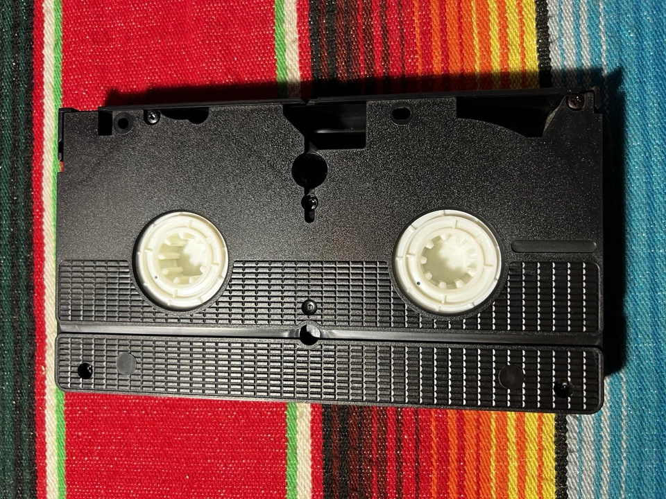 Animaniacs Spooky Stuff VHS Tape TESTED 1996 Warner Brothers Steven Spielberg - Image 4 of 4