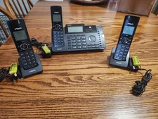 VTech Cordless 2-line with 2 remotes telephones